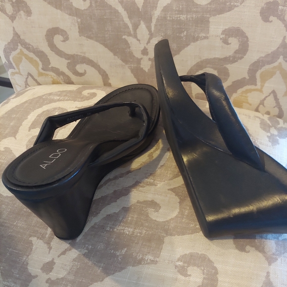 Almost new Also Black Sandels - Picture 5 of 5